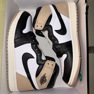 Women’s Air Jordan 1 Retro High OG Latte
